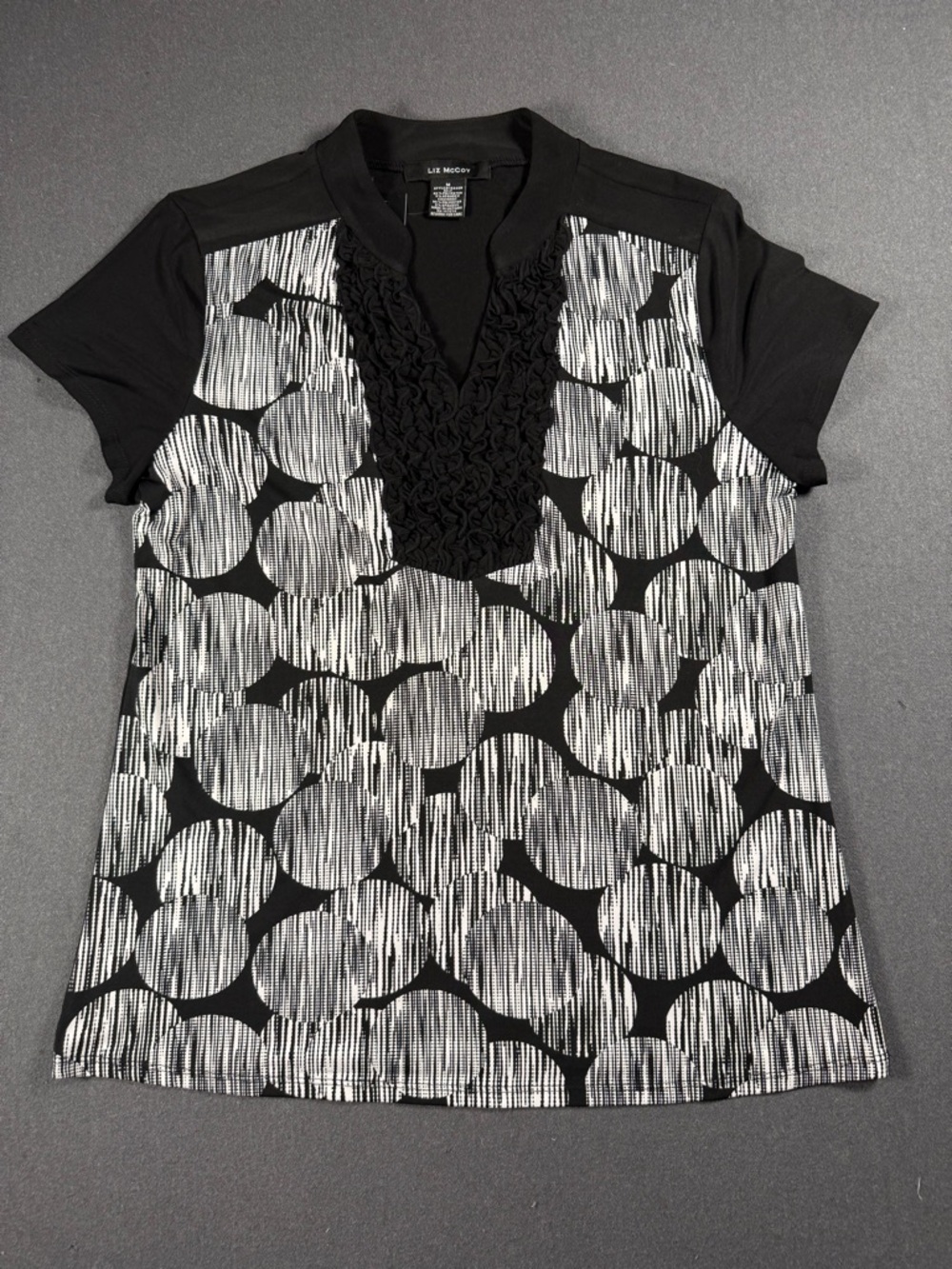 Liz McCoy Medium Black White Geometric Blouse Ruffle Neck NWT Work Top